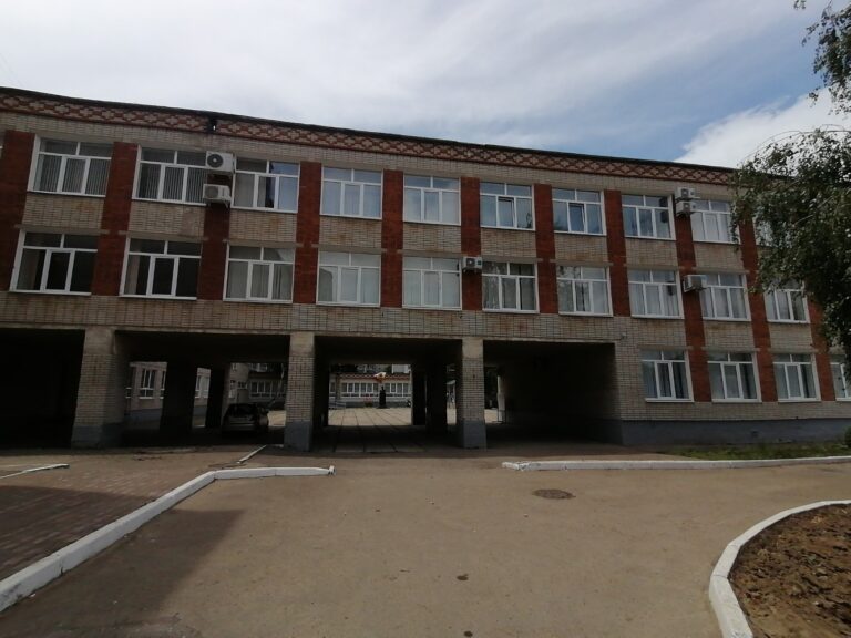 В Краснодаре задержали обнаруживших вброс члена комиссии и наблюдателя на выборах